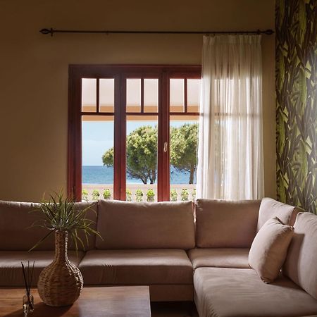 Sea Elegance Villa - On The Beach, By Zantewize Psarou  Ngoại thất bức ảnh
