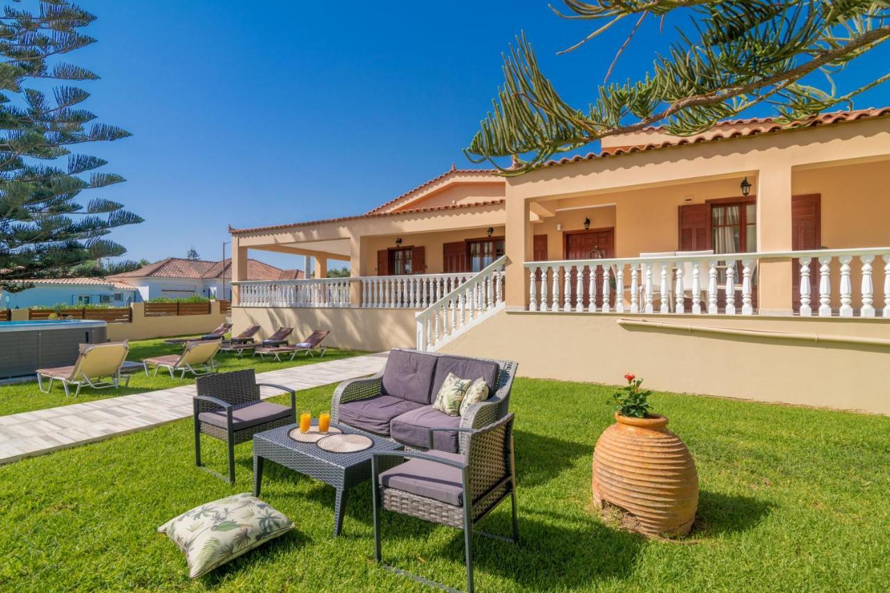 Sea Elegance Villa - On The Beach, By Zantewize Psarou  Ngoại thất bức ảnh