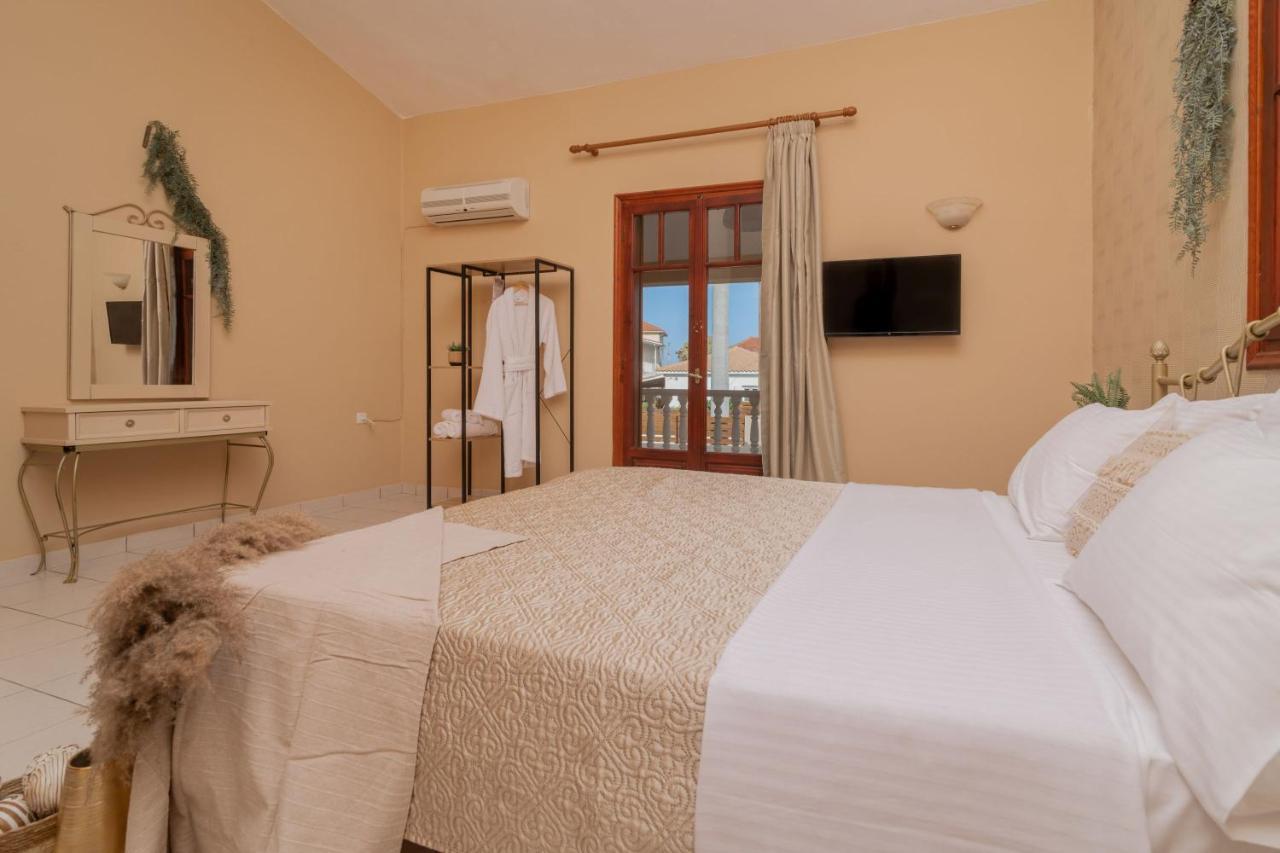Sea Elegance Villa - On The Beach, By Zantewize Psarou  Ngoại thất bức ảnh